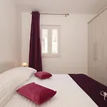 Дом отдыха Peljesac-dingac-potocine With Outdoor Pool *