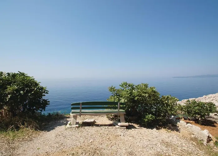 Peljesac-dingac-potocine With Outdoor Pool * Potomje