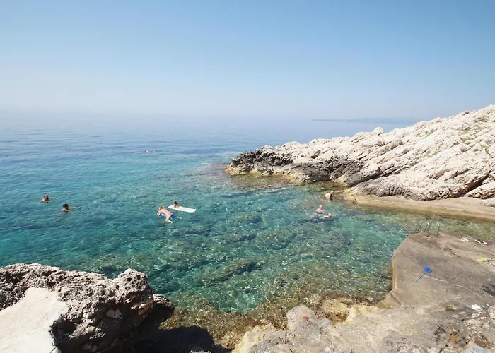 Peljesac-dingac-potocine With Outdoor Pool