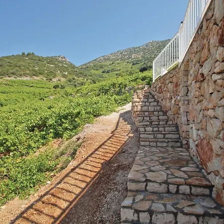 Peljesac-dingac-potocine With Outdoor Pool * Potomje